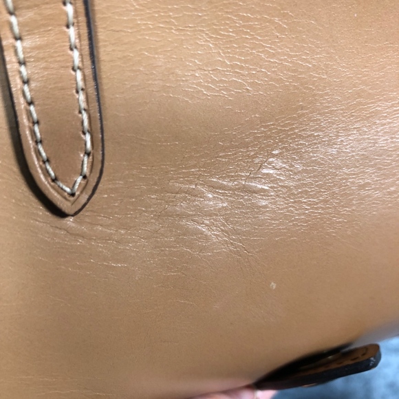 Dooney & Bourke Small Leather Crossbody handbag - Picture 6 of 8